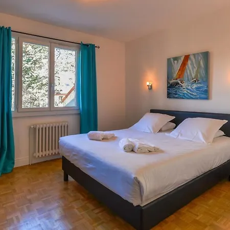 Apartment Furnished For 4 People In The Center *