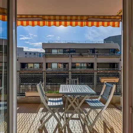 Furnished For 4 People In The Center Apartment Annecy