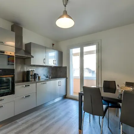 Furnished For 4 People In The Center Apartment Annecy